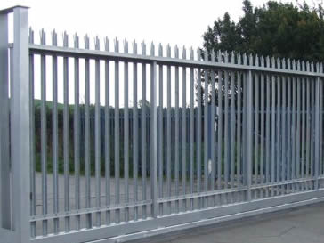 Galvanised palisade sliding gates for cars & trucks.